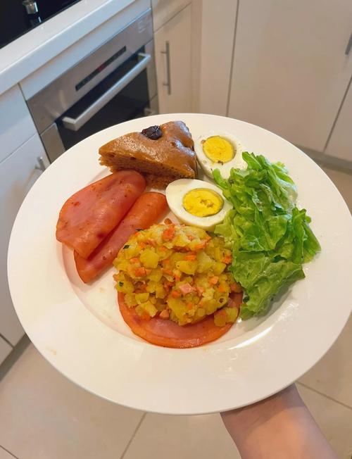 林葳:每天基本都是去吃中餐 我还是有点不习惯国外的饮食
