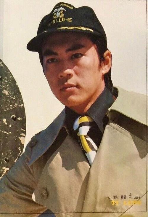 出手很多!狄龙24中9拿到22分4板3助2断1帽 三分8中1