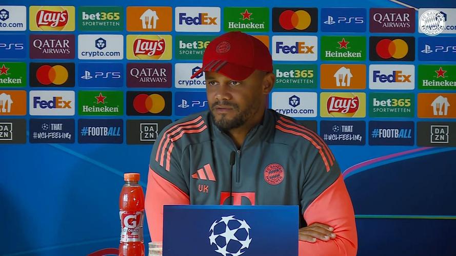 记者：拜仁高层和孔帕尼今夏非常想签西蒙斯，但交易遭赫内斯否决