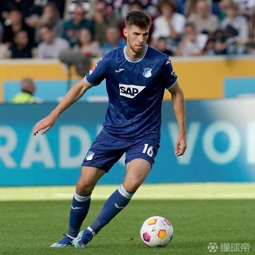 安东：拜尔始终全情投入却欠缺进球运，今天他终用进球回报努力
