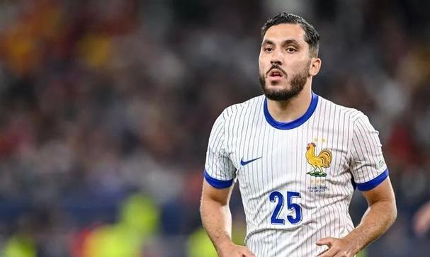 传射建功！曼城官方：谢尔基当选为联赛杯vs斯旺西的队内最佳球员