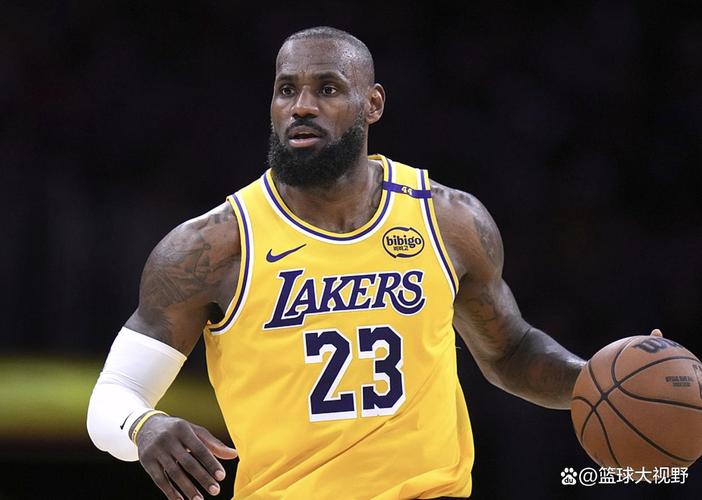 里夫斯能做到吗？自2012年科比以来 还没有湖人球员连续三场40+