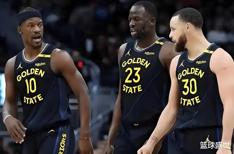 勇士半场落后无字母的雄鹿2分！库明加6中5砍16+4 罗林斯14+5