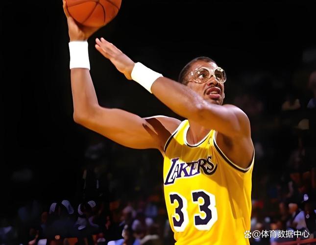 米勒谈最强攻防一体球员:贾巴尔或大梦 现役是字母&SGA&小卡