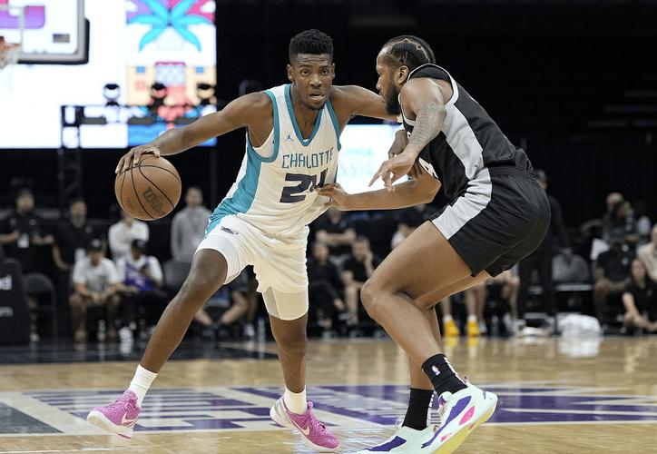 黄蜂官方：球队执行布兰登-米勒和萨隆26-27赛季球队选项