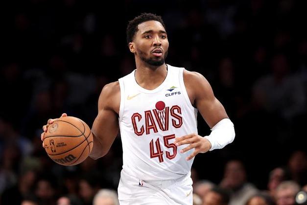 阿特金森：阿伦和梅里尔今日不打 米切尔赛前热身后决定是否出战