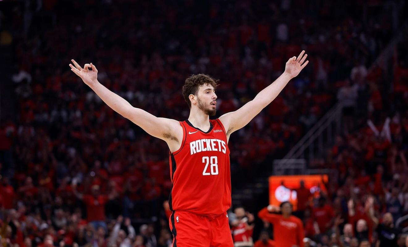 NBA杯主场迎战火箭!队记:索汉与奥利尼克今日均可出战