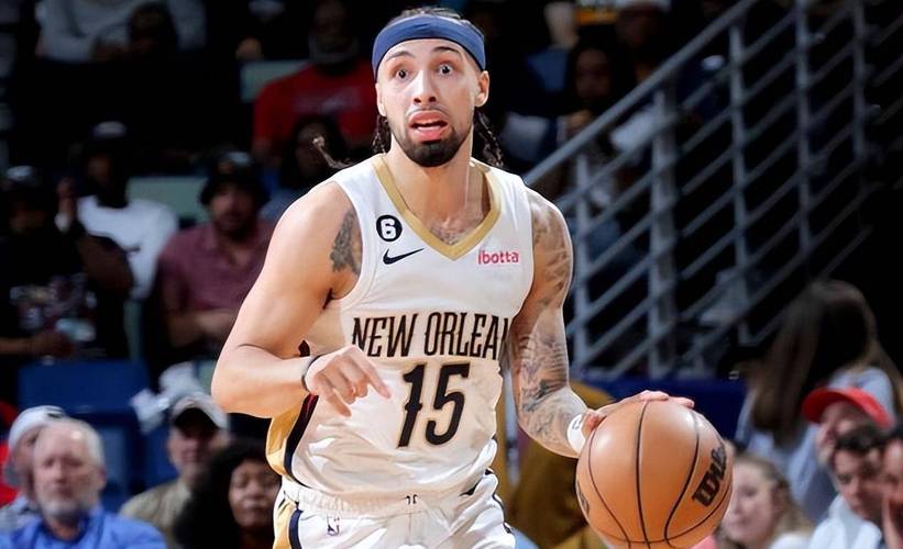 美记:阿尔瓦拉多是交易市场值得关注的名字 多队长期对他感兴趣