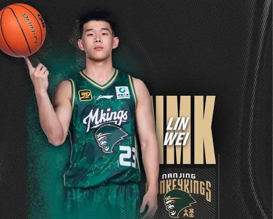 媒体人：林葳要提高接球投篮的能力 他在目前这级别还是比较吃力