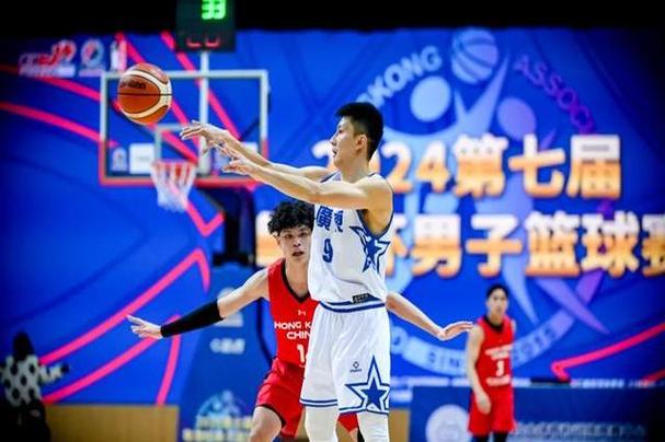 媒体人：广东篮球在各个级别上有雄厚的人才储备和扎实的训练基础