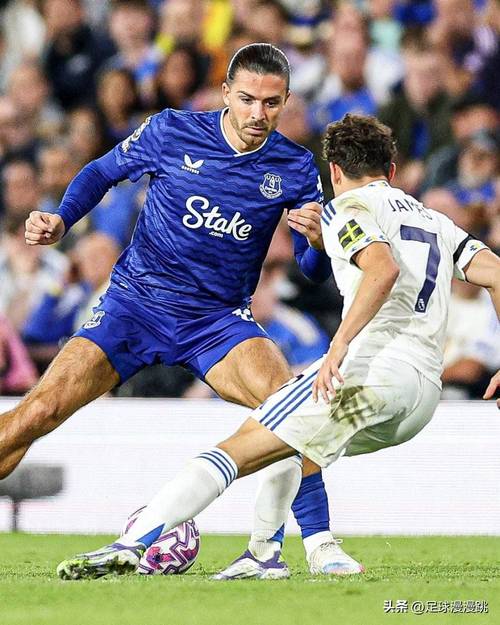 格拉利什本赛季英超运动战创造机会20次，姆伯莫和库尼亚共21次