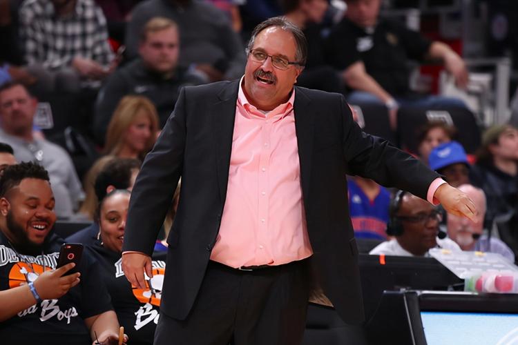 斯坦·范甘迪：太阳顾问克利福德说布克是他见过最出色领袖之一