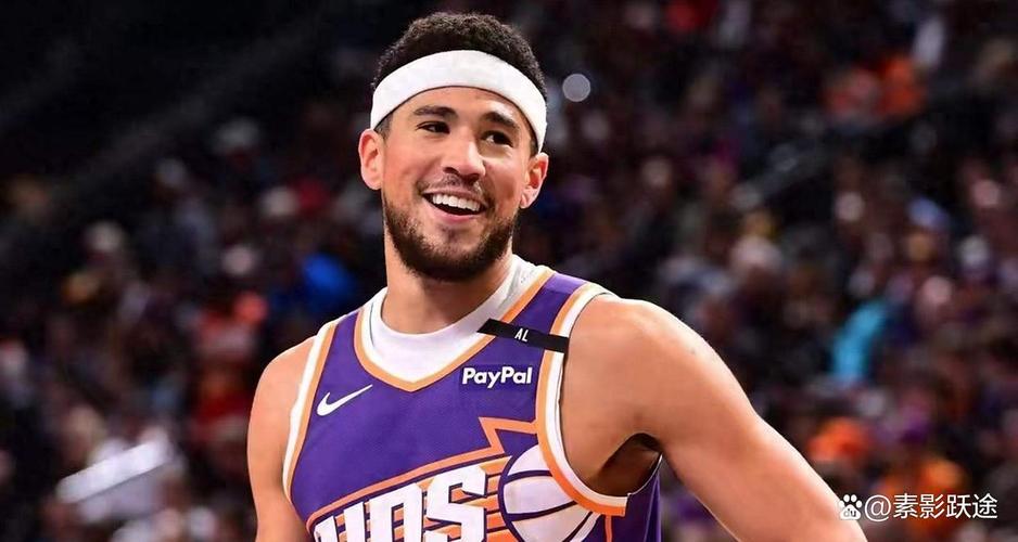 布克：雷霆的犯规隐蔽性非常强 他们确实是个很难缠的对手