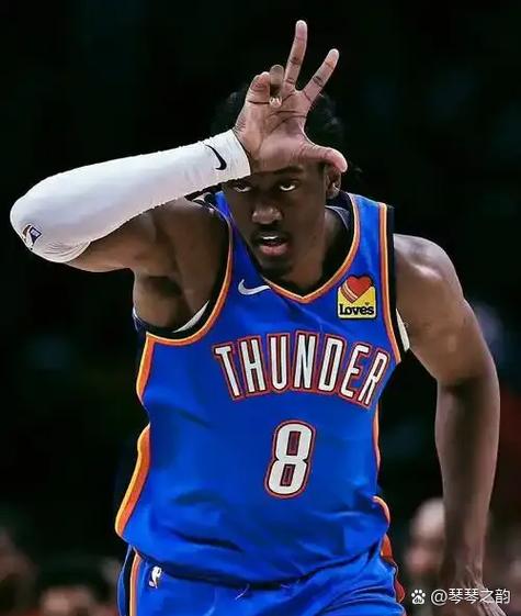 填满数据栏！莫布里17投7中&罚球3中3 得到20分14板7助2断2帽